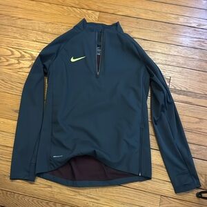 Nike performance top